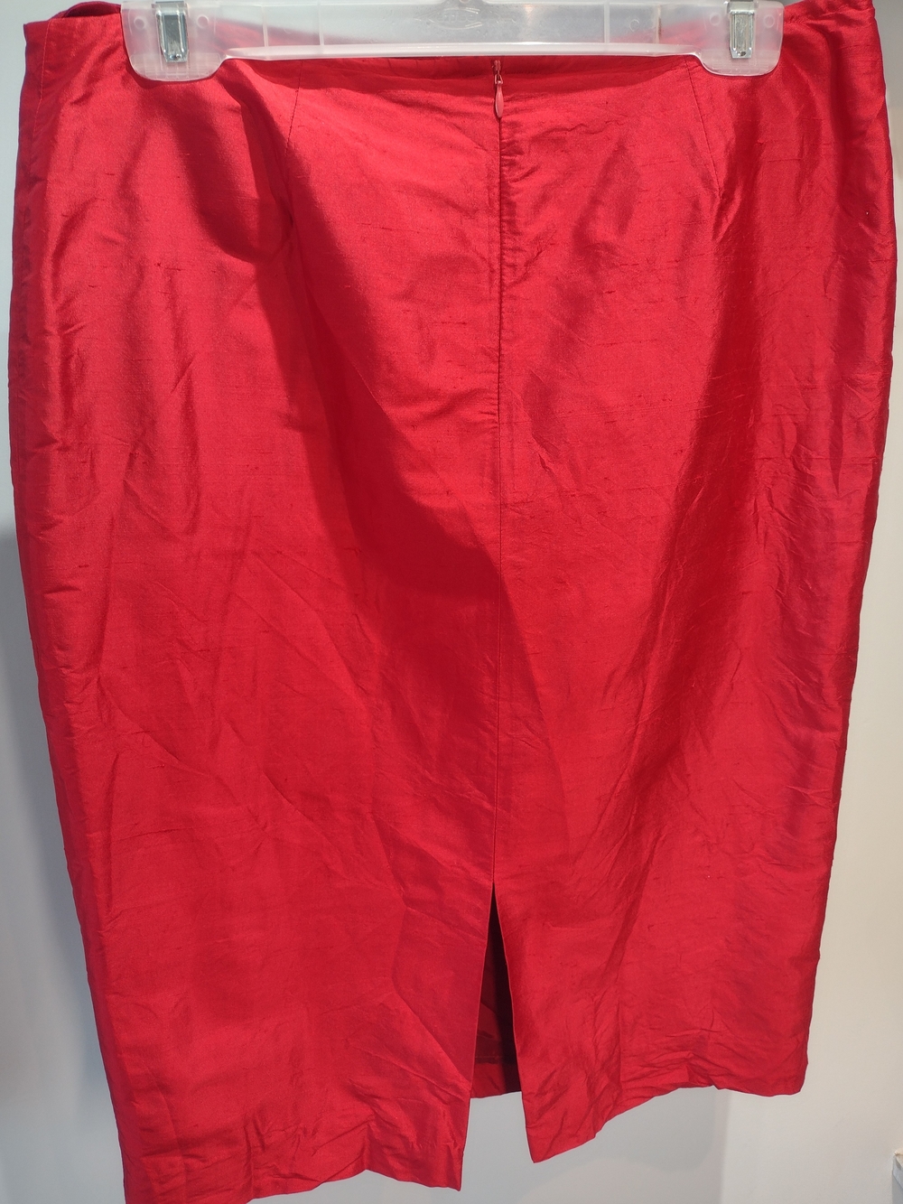 100% Silk Red Pencil Skirt (Sz 8) Canadian Designer Classic Lux Event Formal - Picture 6 of 7